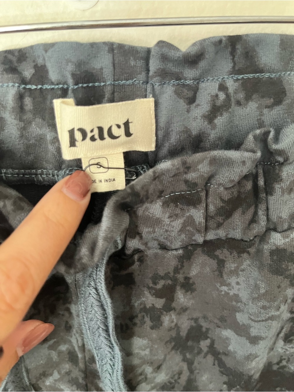 Pact Pull on Daily Twill French Terry Tie-Dye Cropped Wide-Leg Lounge Pants Sz S - Picture 6 of 7